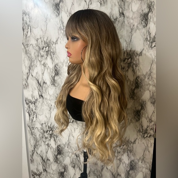 24 Inch Ombre Brown Rooted & Blonde highlights Wavy Hair with bangs Lon… - Picture 10 of 11